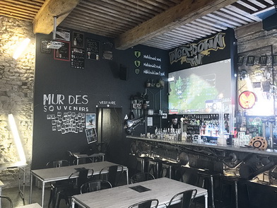 Le concept gagnant du bar e-sport, dans un esprit communautaire