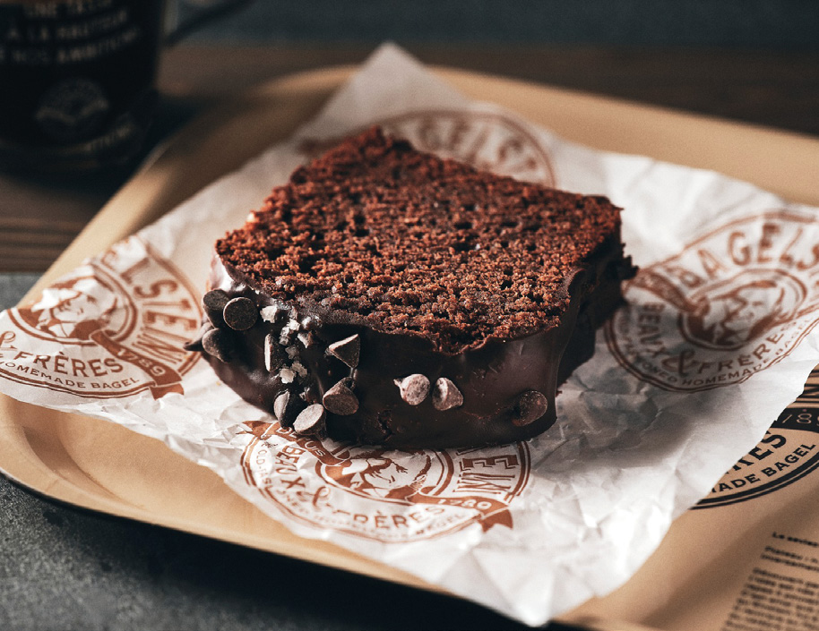 #Recette : Cake au chocolat noir et fleur de sel, par Bagelstein