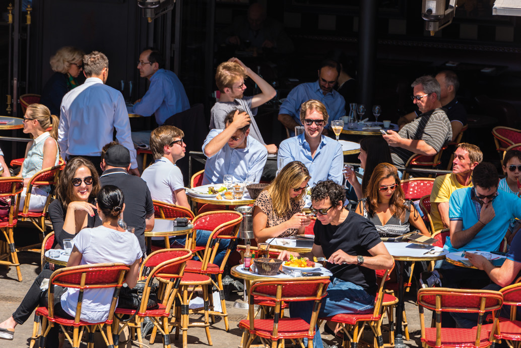 3 fois moins de terrasses estivales à Paris cette année ?