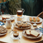 Héloïse Brion signe un tea-time inédit au restaurant Bleu Coupole