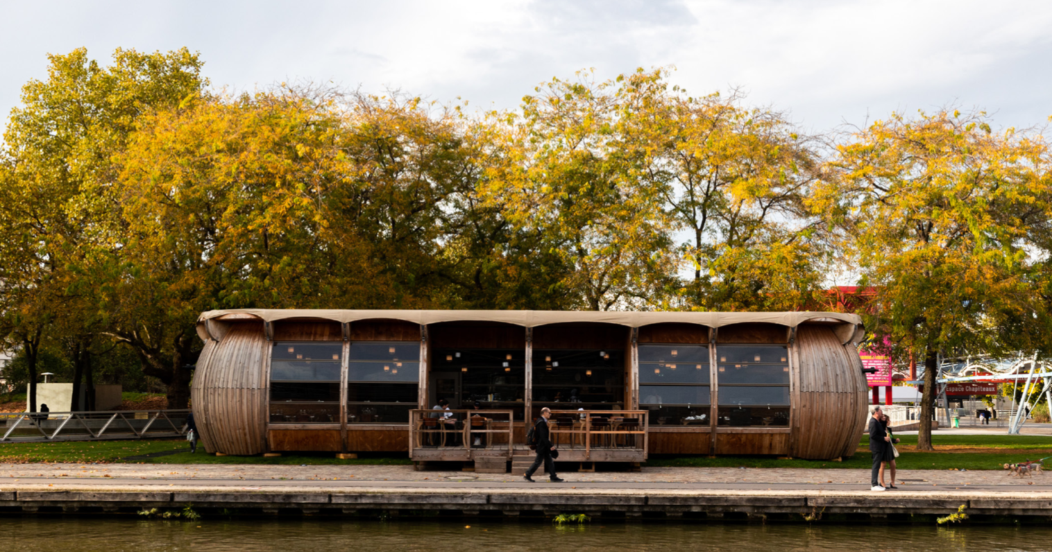 Paris : Ventrus prend ses quartiers d’été au parc de La Villette