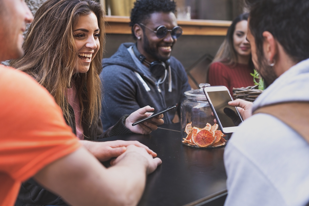 Les jeunes, « fer de lance » en matière d’écoresponsabilité et de numérique au restaurant