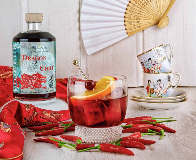 La distillerie Massenez dévoile sa nouvelle liqueur « Dragon & Chili »