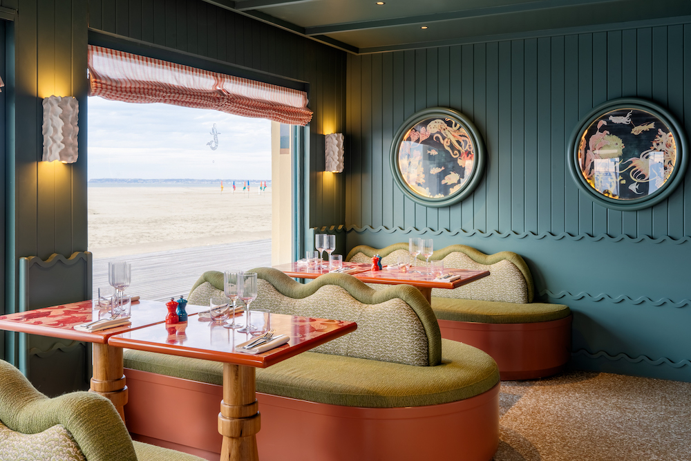 Nouveau décor et carte iodée pour le Bar de la Mer à Deauville